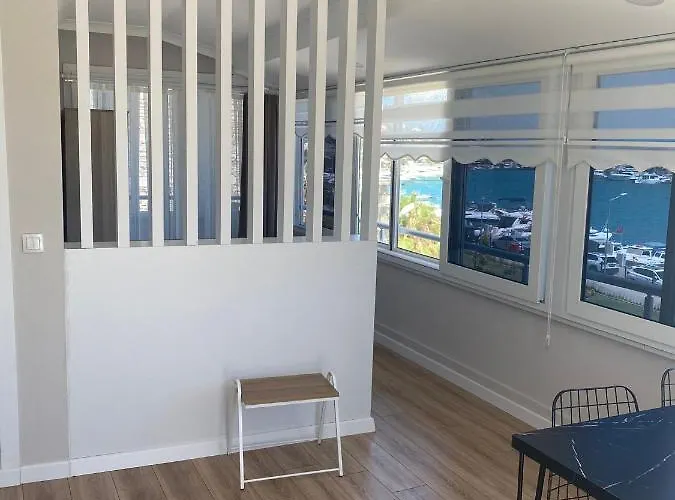 Aparthotel Venues Park 3*