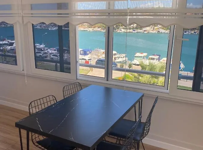 Aparthotel Venues Park 3*